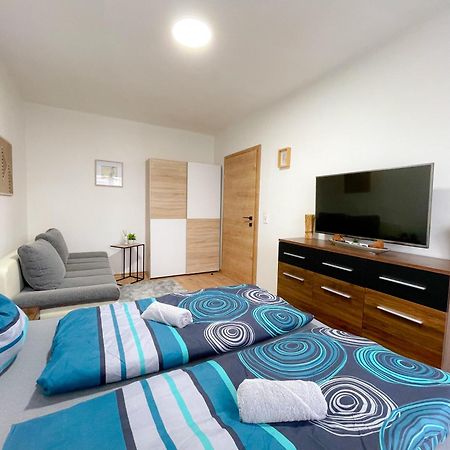Moderne Ferienwohnung Felbbauer #30 Кніттельфельд Екстер'єр фото