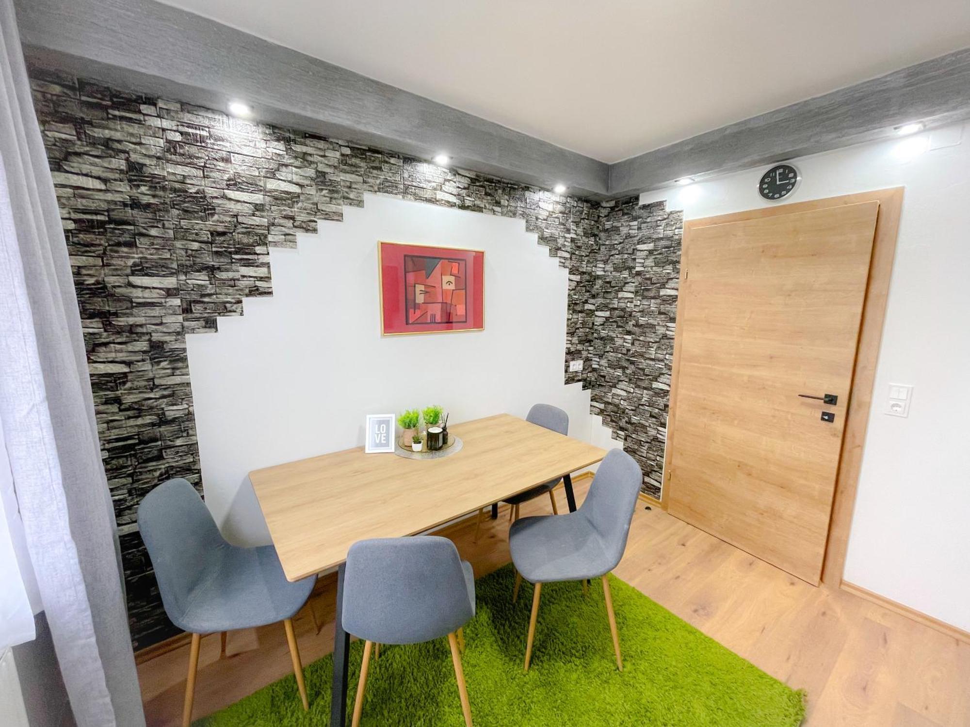 Moderne Ferienwohnung Felbbauer #30 Кніттельфельд Екстер'єр фото